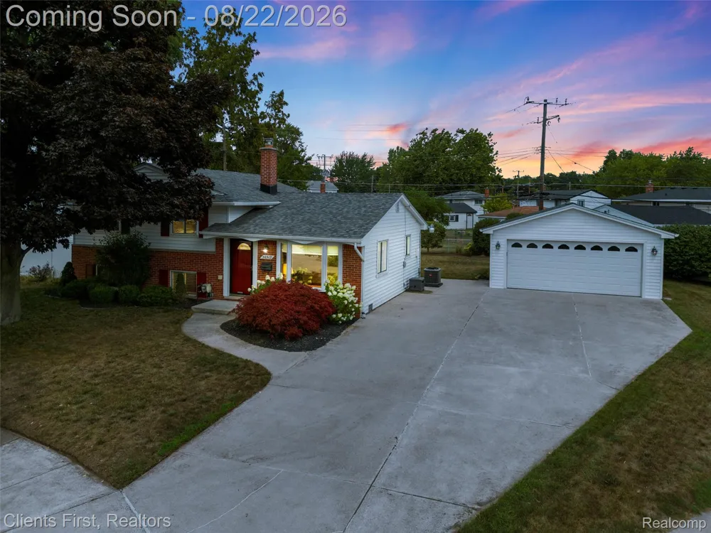 36512 Fairchild Street Westland City, MI 48186
