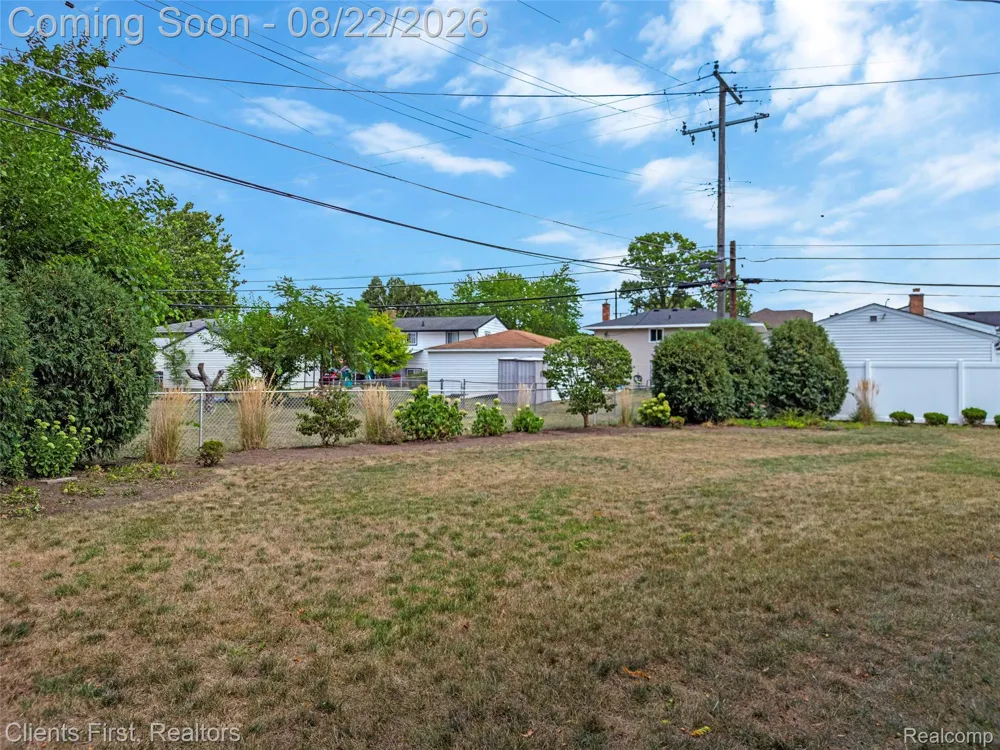 36512 Fairchild Street Westland City, MI 48186