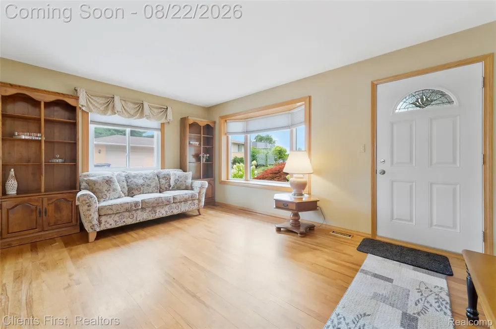 36512 Fairchild Street Westland City, MI 48186