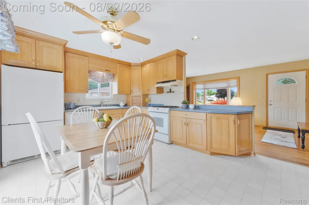 36512 Fairchild Street Westland City, MI 48186