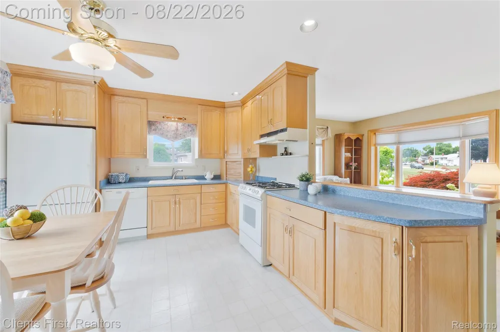 36512 Fairchild Street Westland City, MI 48186