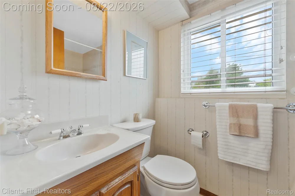 36512 Fairchild Street Westland City, MI 48186