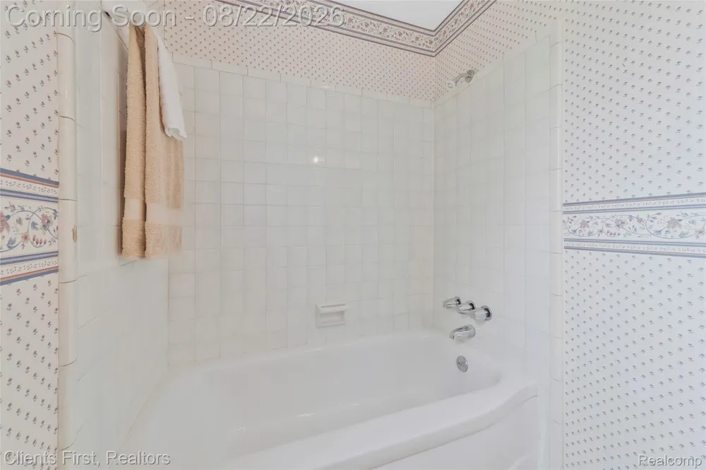 36512 Fairchild Street Westland City, MI 48186