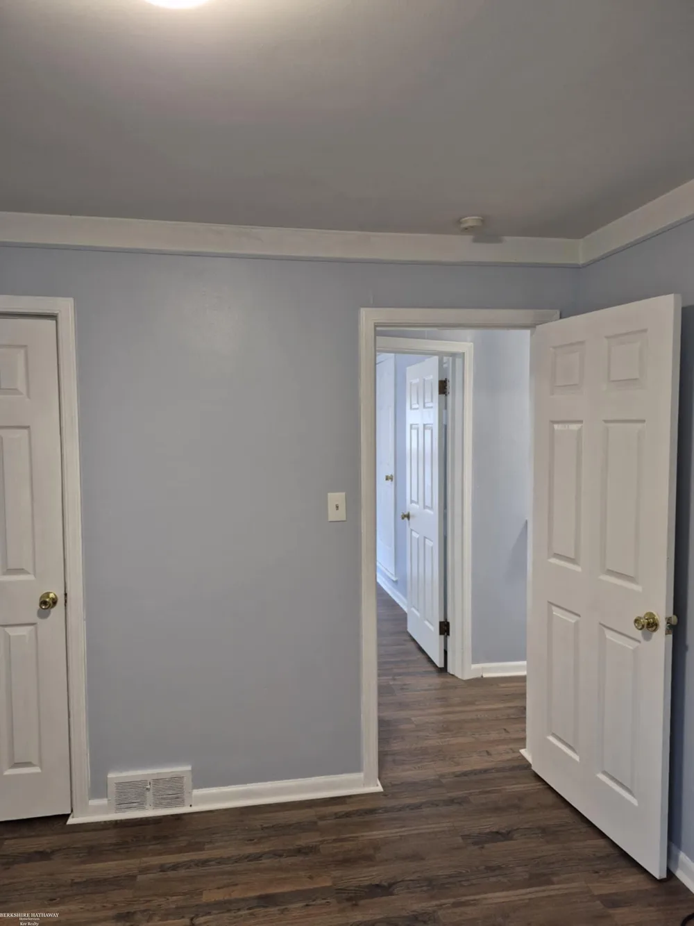 20585 Anita Road Harper Woods City, MI 48225