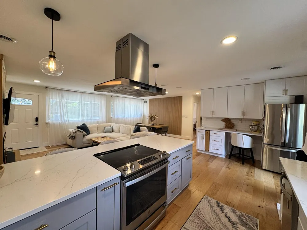 2380 Walce Drive West Bloomfield, MI 48324
