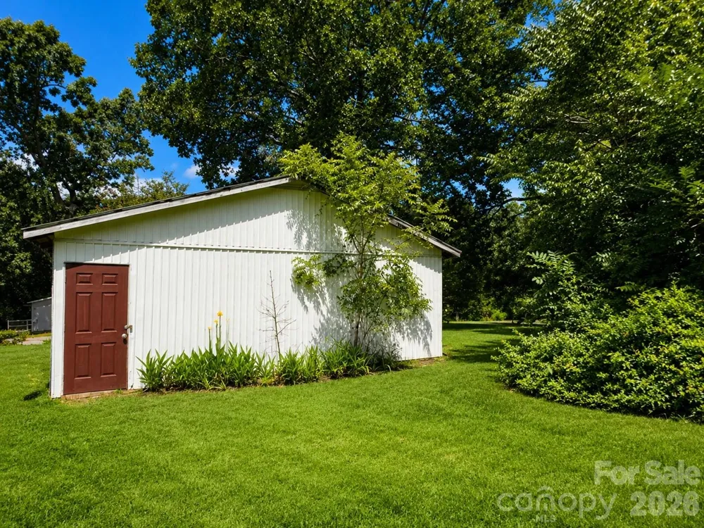 3527 Gastonia Highway Lincolnton, NC 28092