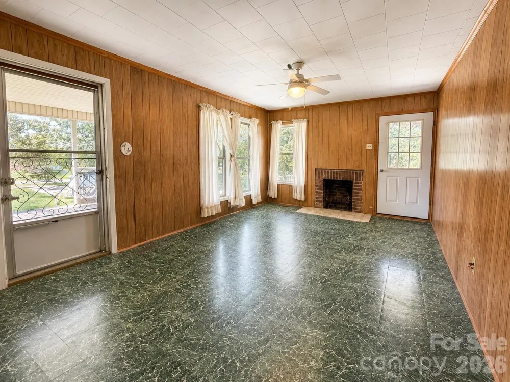 3527 Gastonia Highway Lincolnton, NC 28092