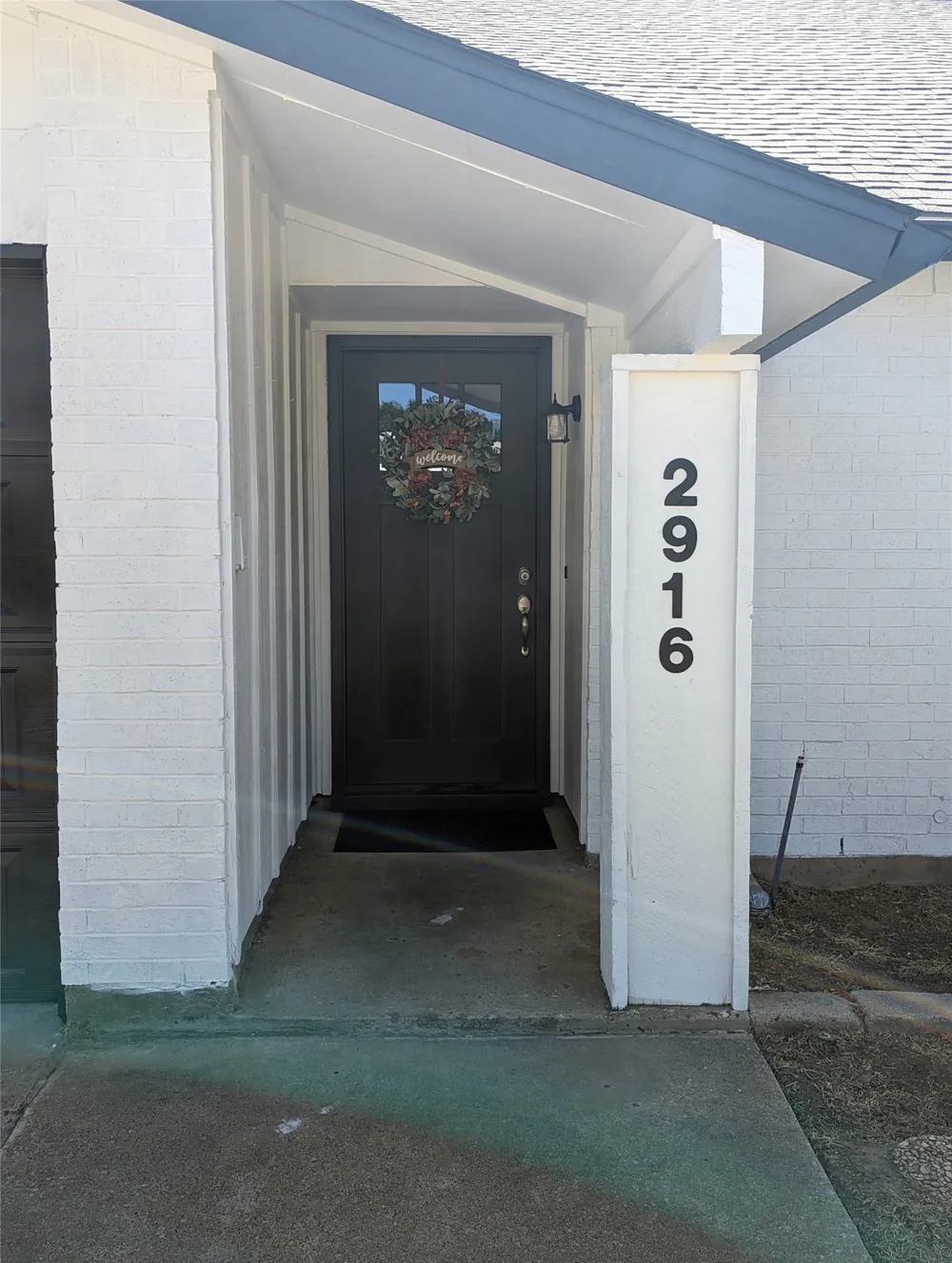 2916 Woodbridge Drive Bedford, TX 76021