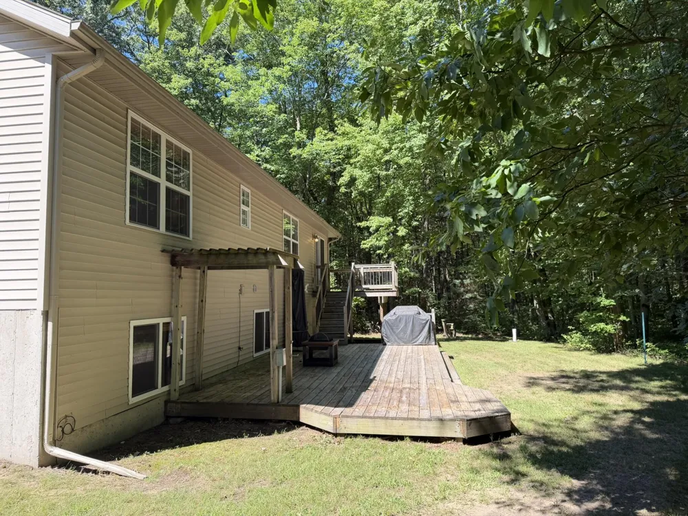 4122 Duck Lake Road Fruitland Township, MI 49461