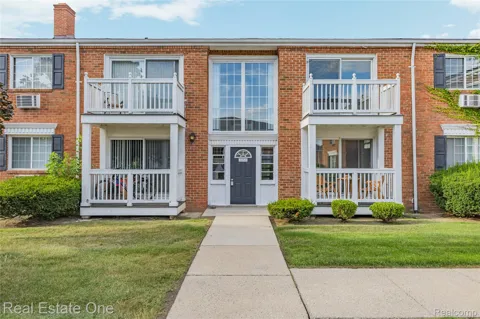 2405 Torquay Avenue #207