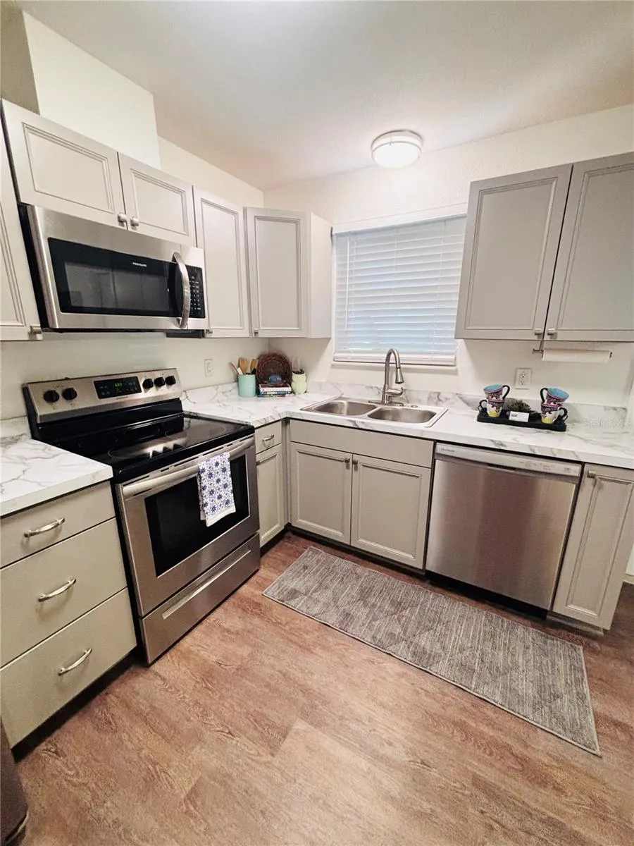 185 ROOSEVELT AVENUE Brooksville, FL 34604