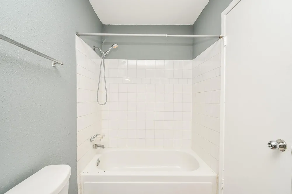 8323 Wilcrest Drive #17008 Houston, TX 77072