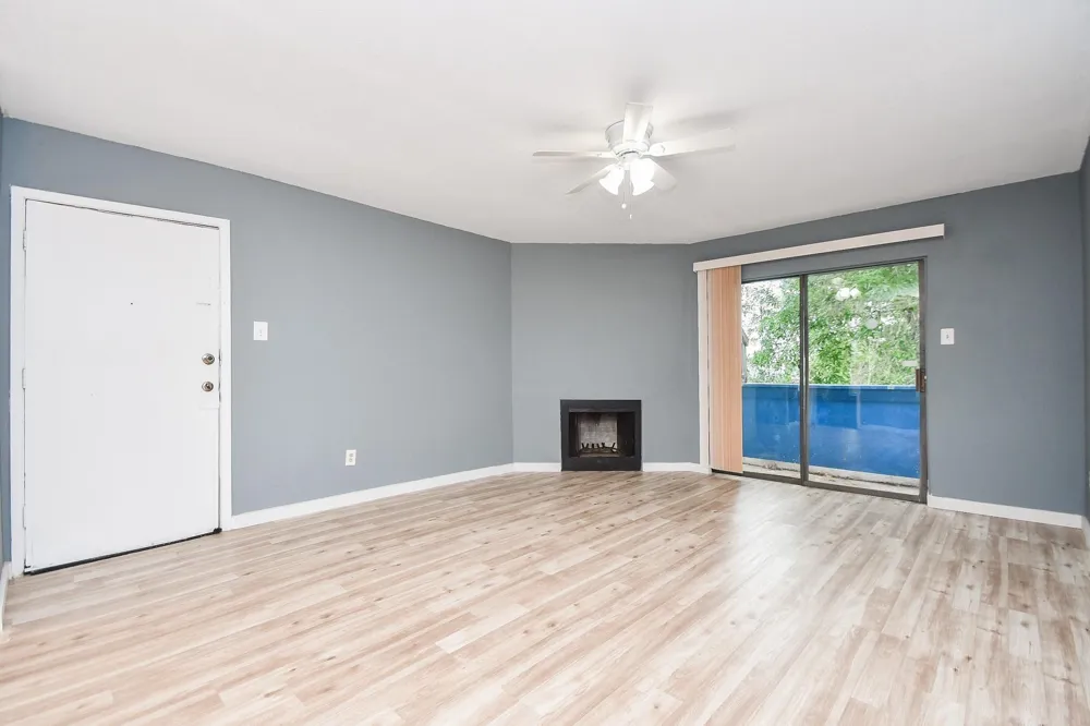 8323 Wilcrest Drive #17008 Houston, TX 77072