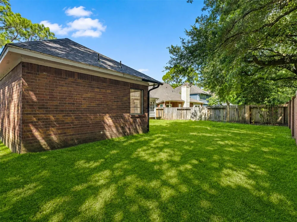 14527 Circlewood Way Houston, TX 77062