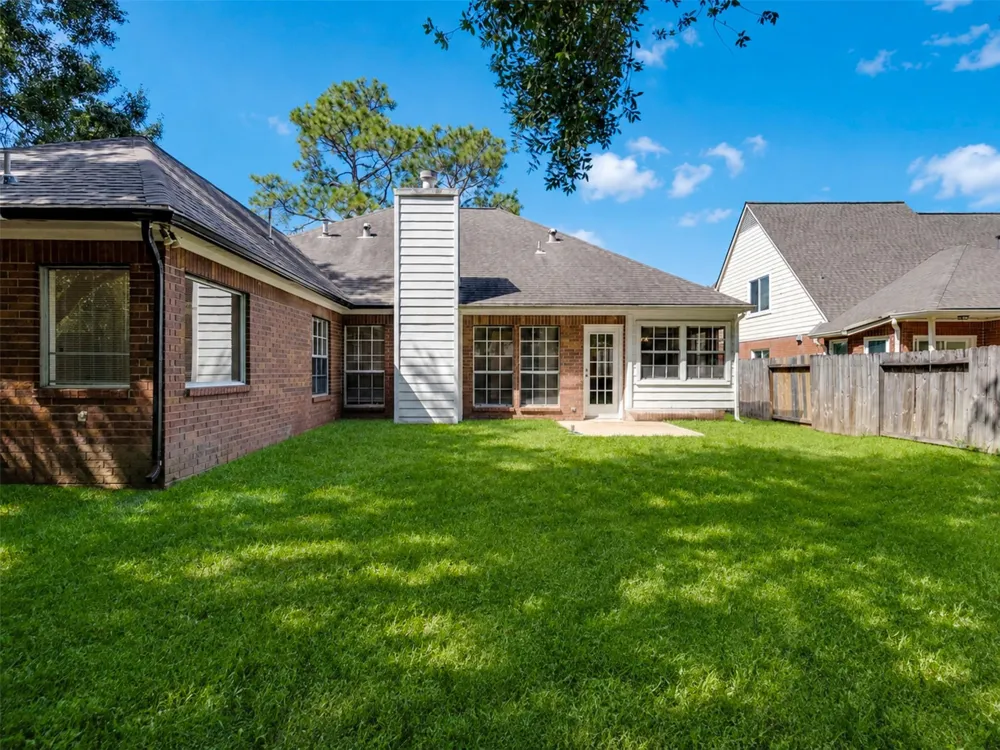 14527 Circlewood Way Houston, TX 77062