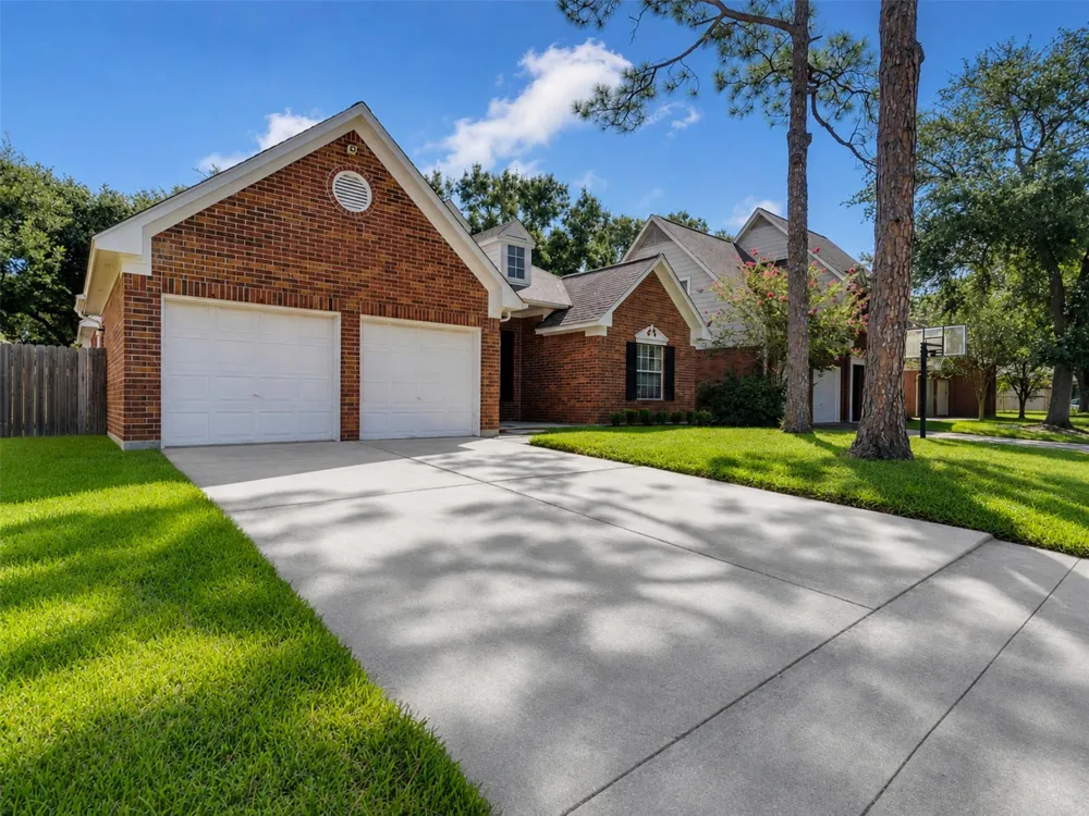 14527 Circlewood Way Houston, TX 77062