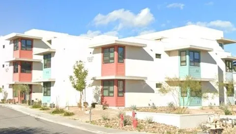 1527 Sunrise Way
