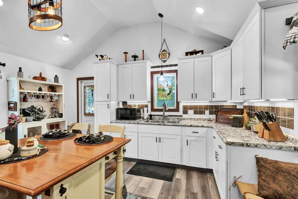 2075 Mangum Road Livingston, TX 77351