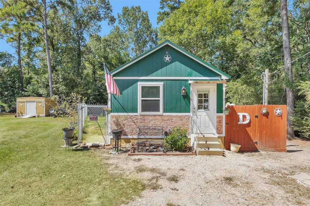 2075 Mangum Road Livingston, TX 77351