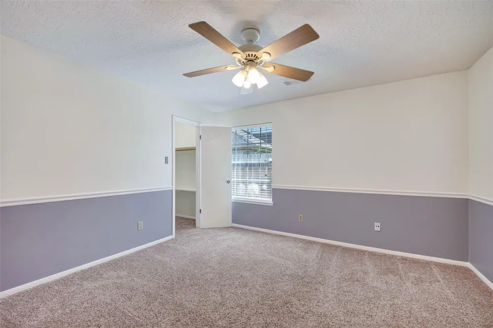 4802 Widerop Lane Friendswood, TX 77546
