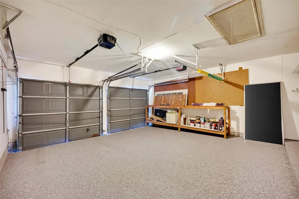 4802 Widerop Lane Friendswood, TX 77546