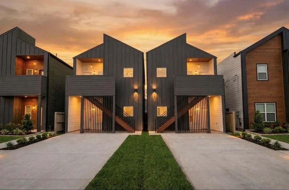 326 Clearwater C-D Street #C Houston, TX 77029