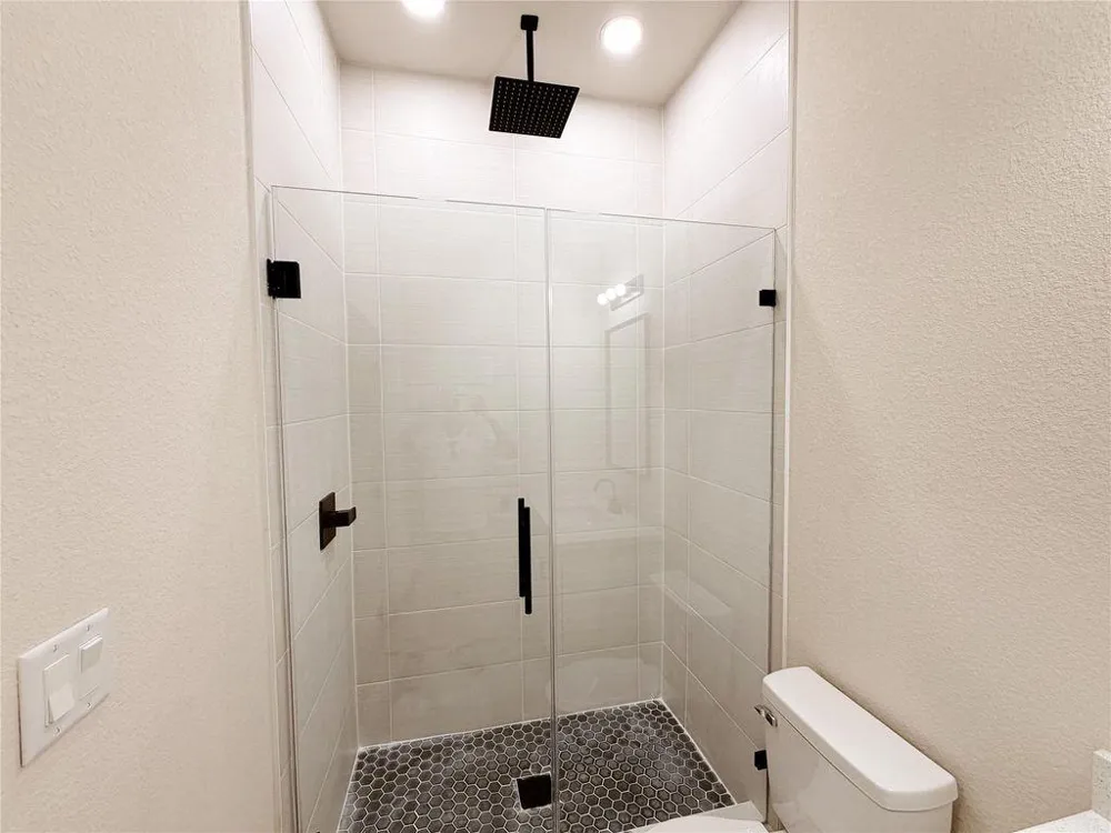 326 Clearwater C-D Street #C Houston, TX 77029