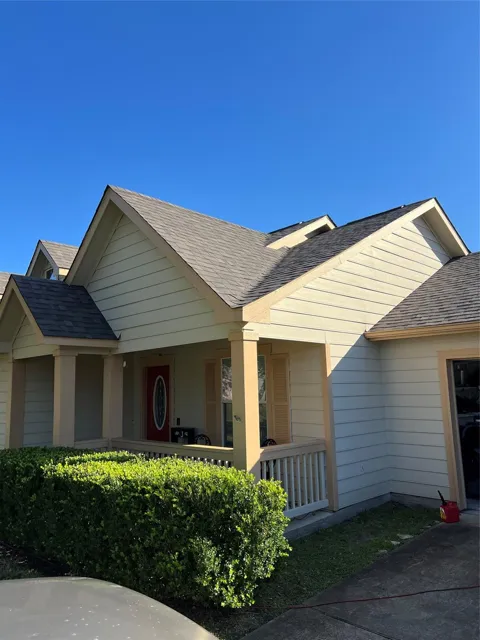 17118 Lake Ridge Circle
