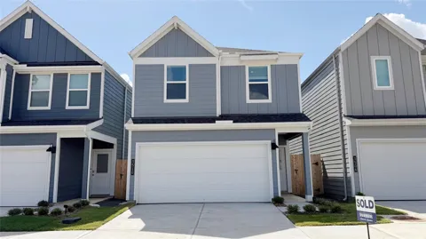 3510 Lovebird Lane