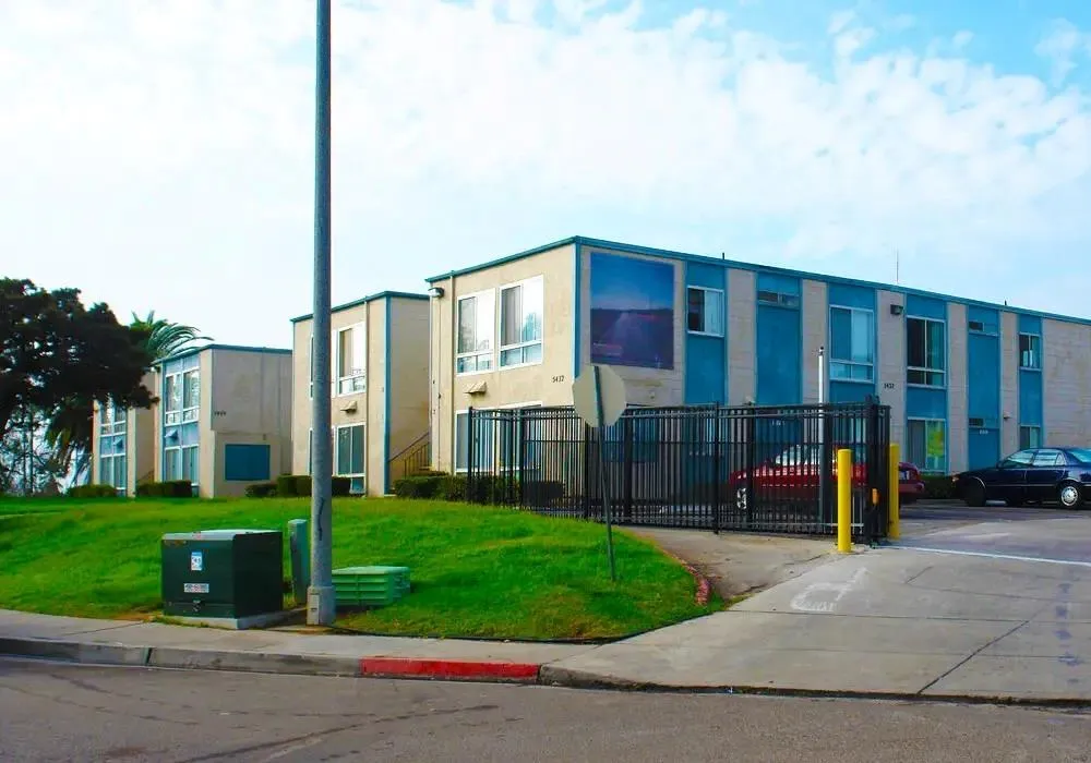 5447 Bayview Heights San Diego, CA 92105