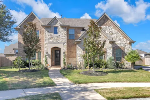 5907 Diamond Shadow Court