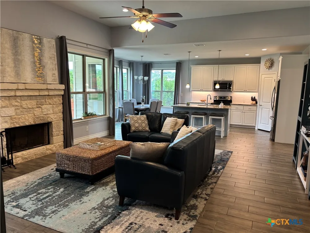 192 Yucca Drive Canyon Lake, TX 78133