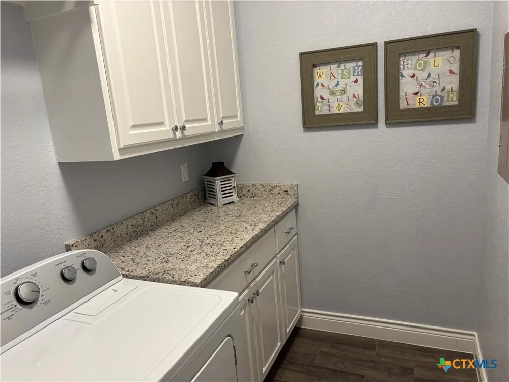 192 Yucca Drive Canyon Lake, TX 78133