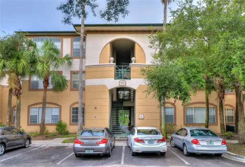 17102 CARRINGTON PARK DRIVE #320