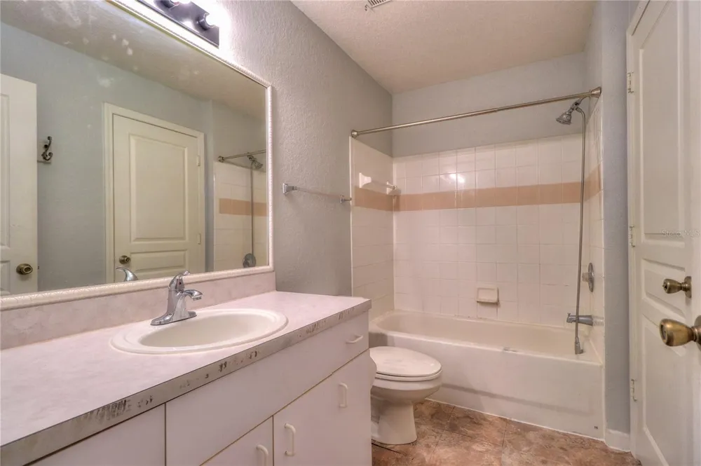 17102 CARRINGTON PARK DRIVE #320 Tampa, FL 33647