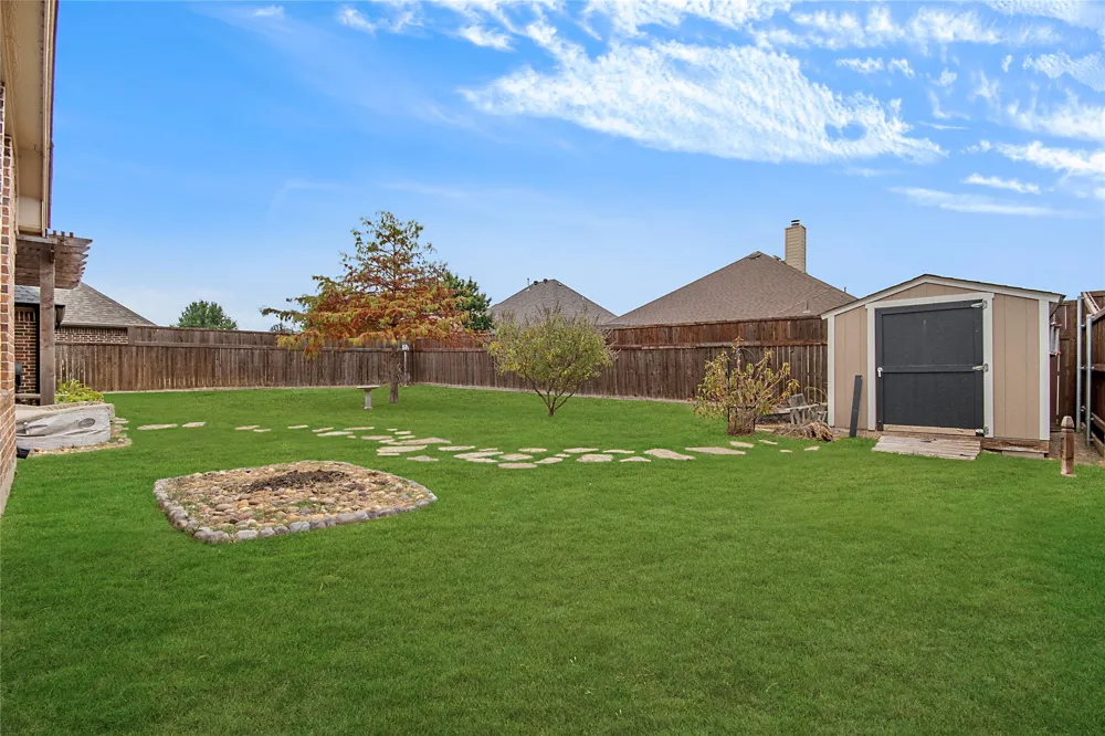 2505 Wichita Trail Sanger, TX 76266
