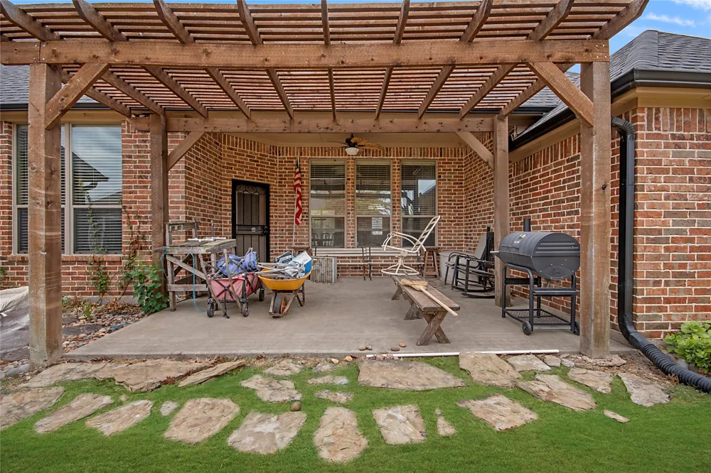 2505 Wichita Trail Sanger, TX 76266