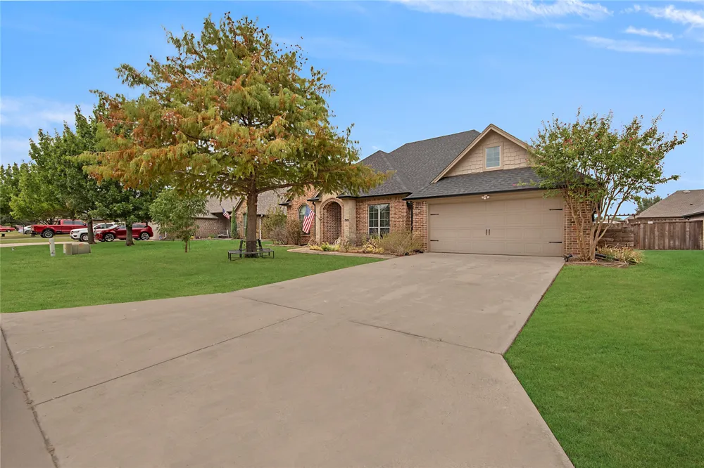 2505 Wichita Trail Sanger, TX 76266