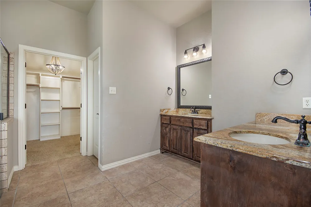2505 Wichita Trail Sanger, TX 76266
