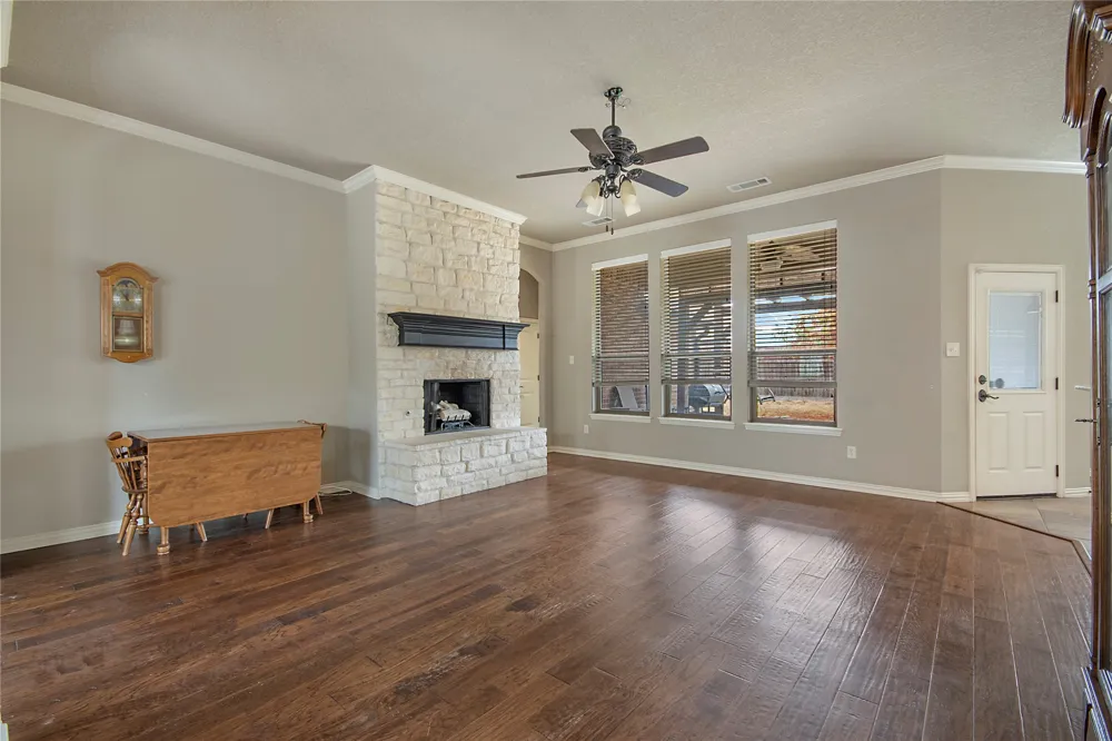 2505 Wichita Trail Sanger, TX 76266