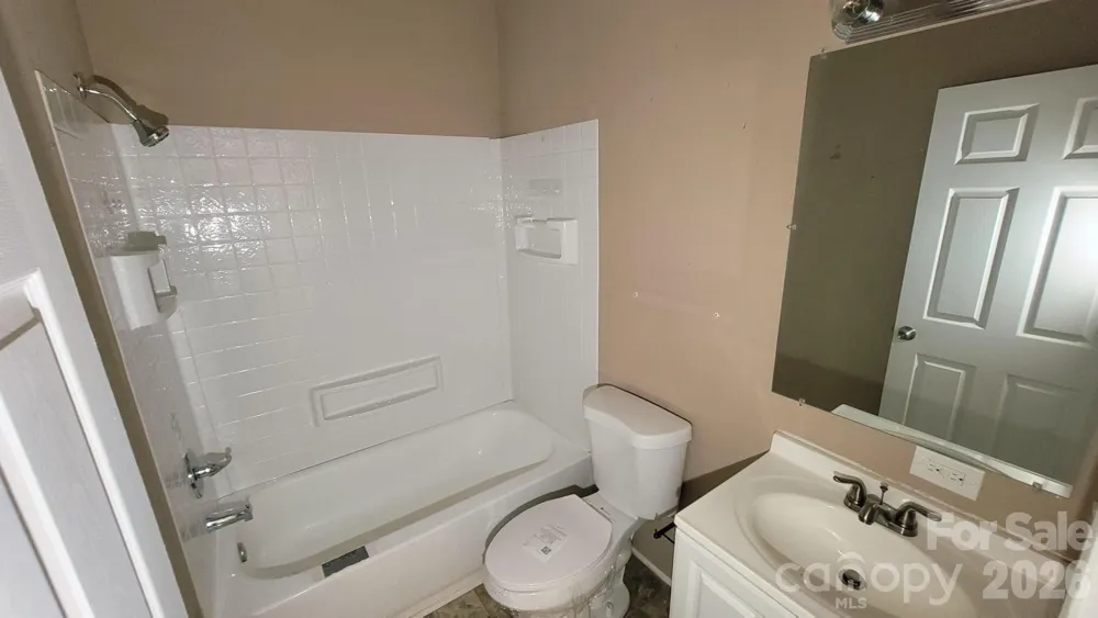 5401 Creek Run Court Bessemer City, NC 28086