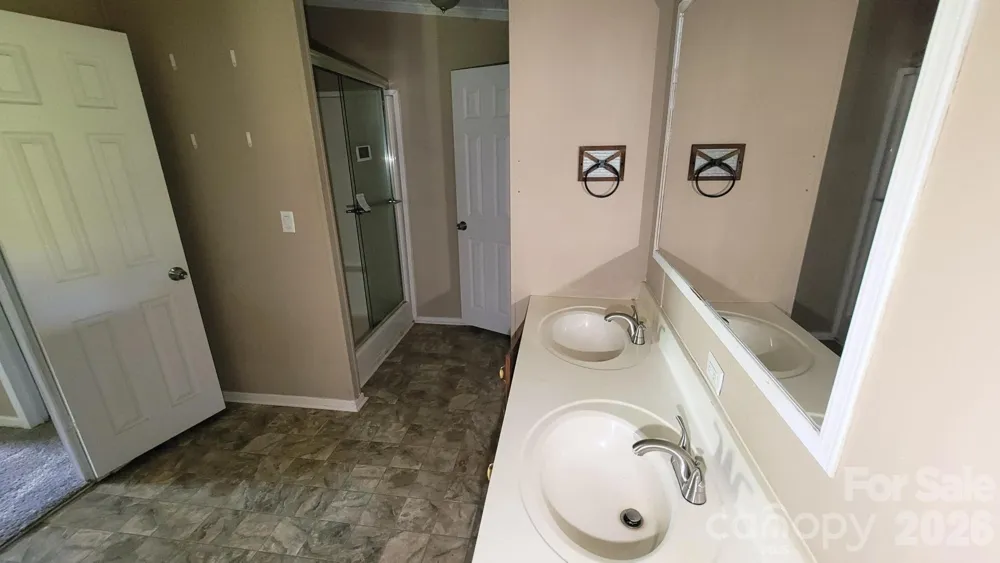 5401 Creek Run Court Bessemer City, NC 28086