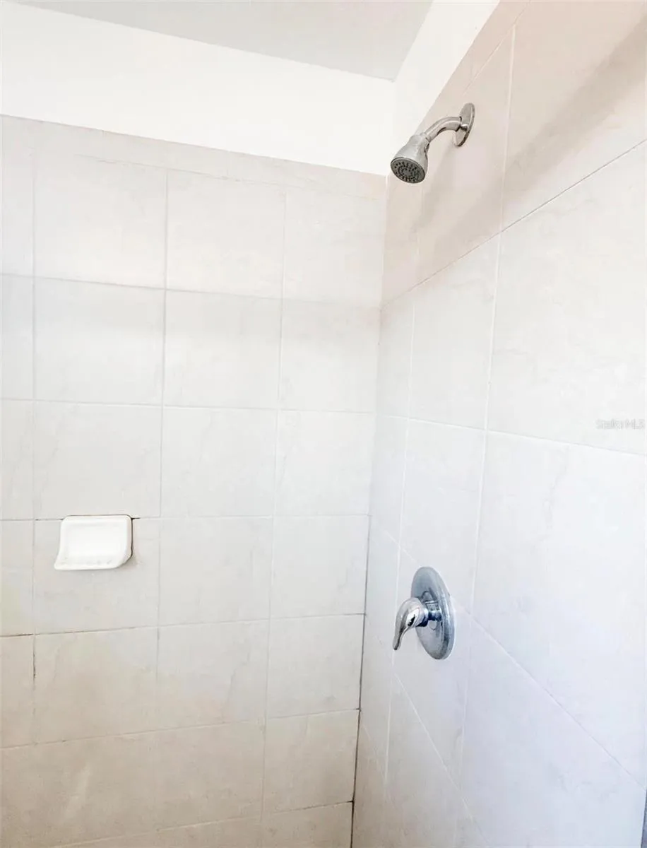 20 RAINSTONE LANE #B Palm Coast, FL 32164