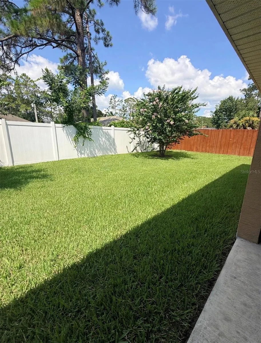 20 RAINSTONE LANE #B Palm Coast, FL 32164