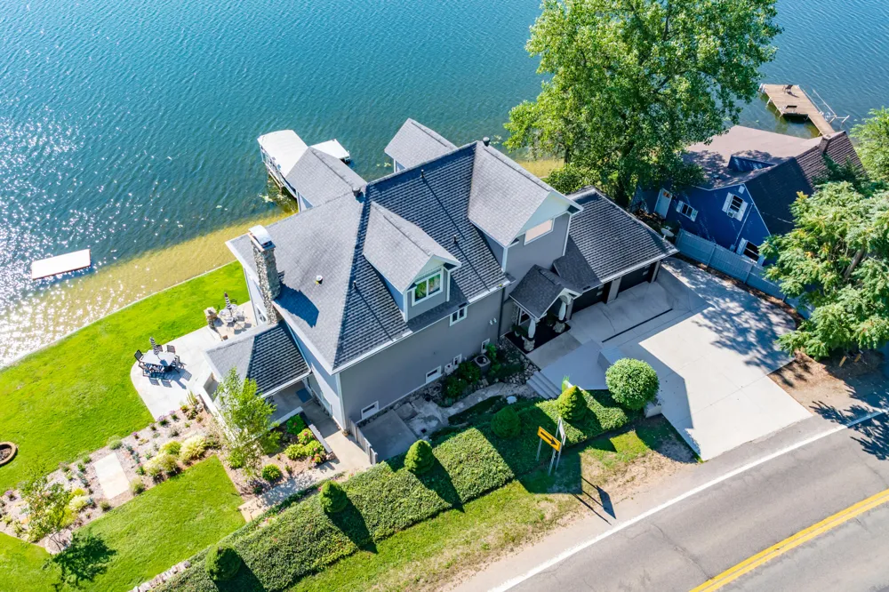 9053 S M 43 Highway Delton, MI 49046