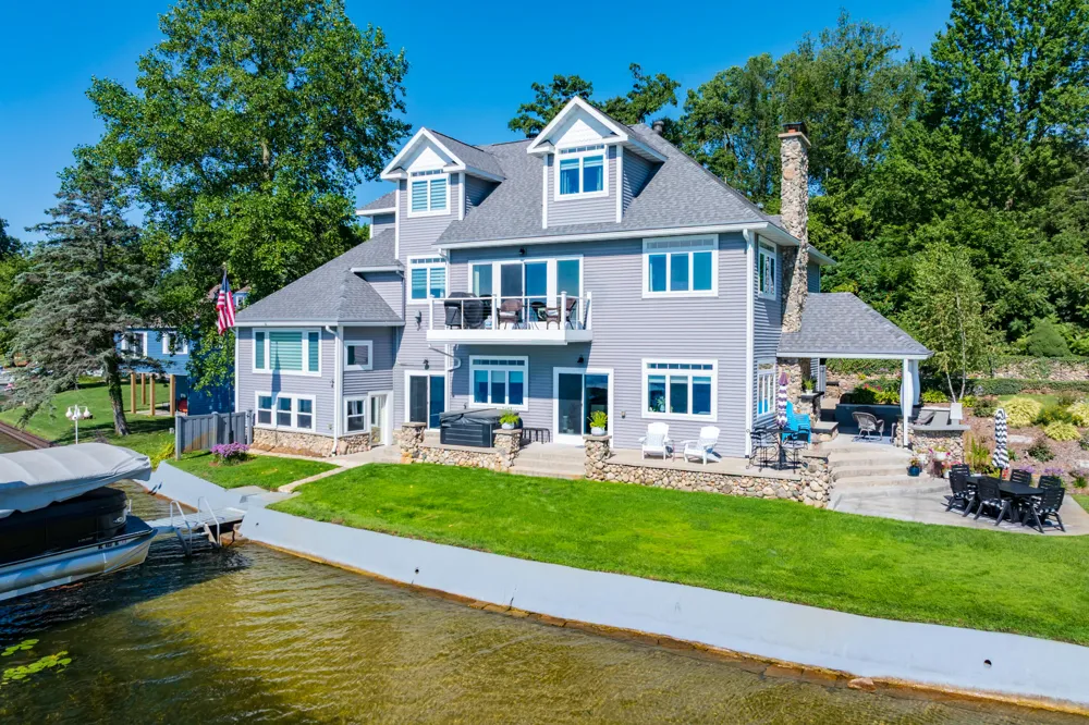 9053 S M 43 Highway Delton, MI 49046