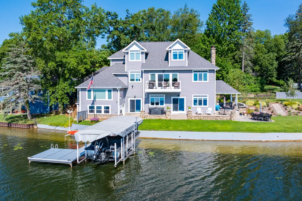 9053 S M 43 Highway Delton, MI 49046