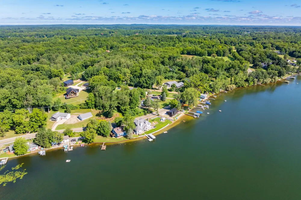 9053 S M 43 Highway Delton, MI 49046