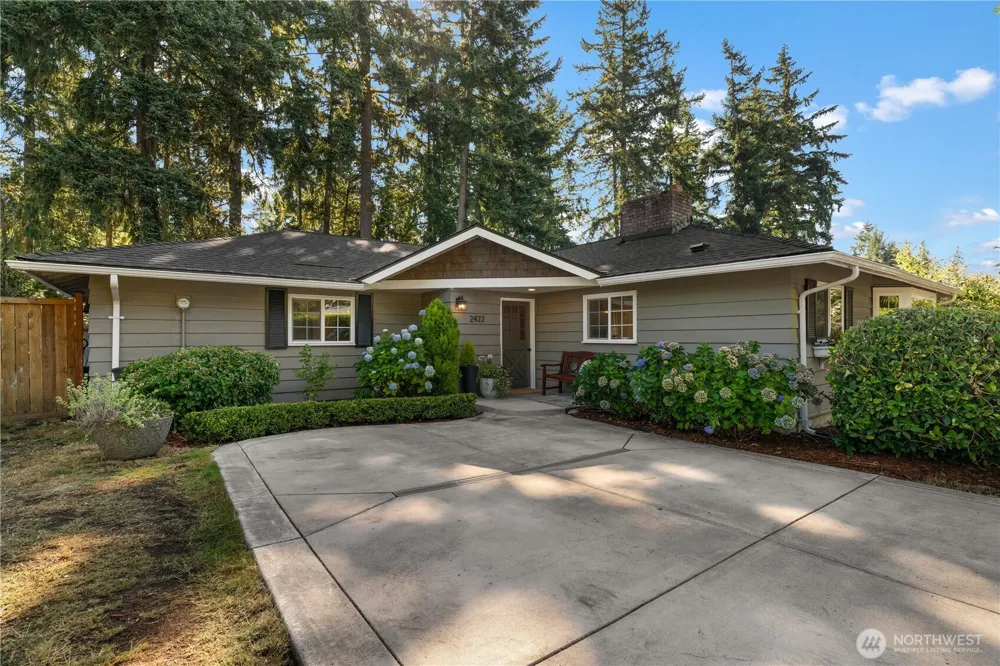 2422 126th Avenue NE Bellevue, WA 98005