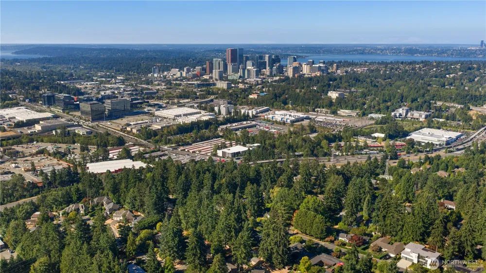 2422 126th Avenue NE Bellevue, WA 98005